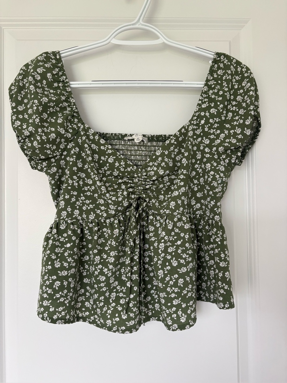 L A Hearts - Green floral blouse v white floral print, size M